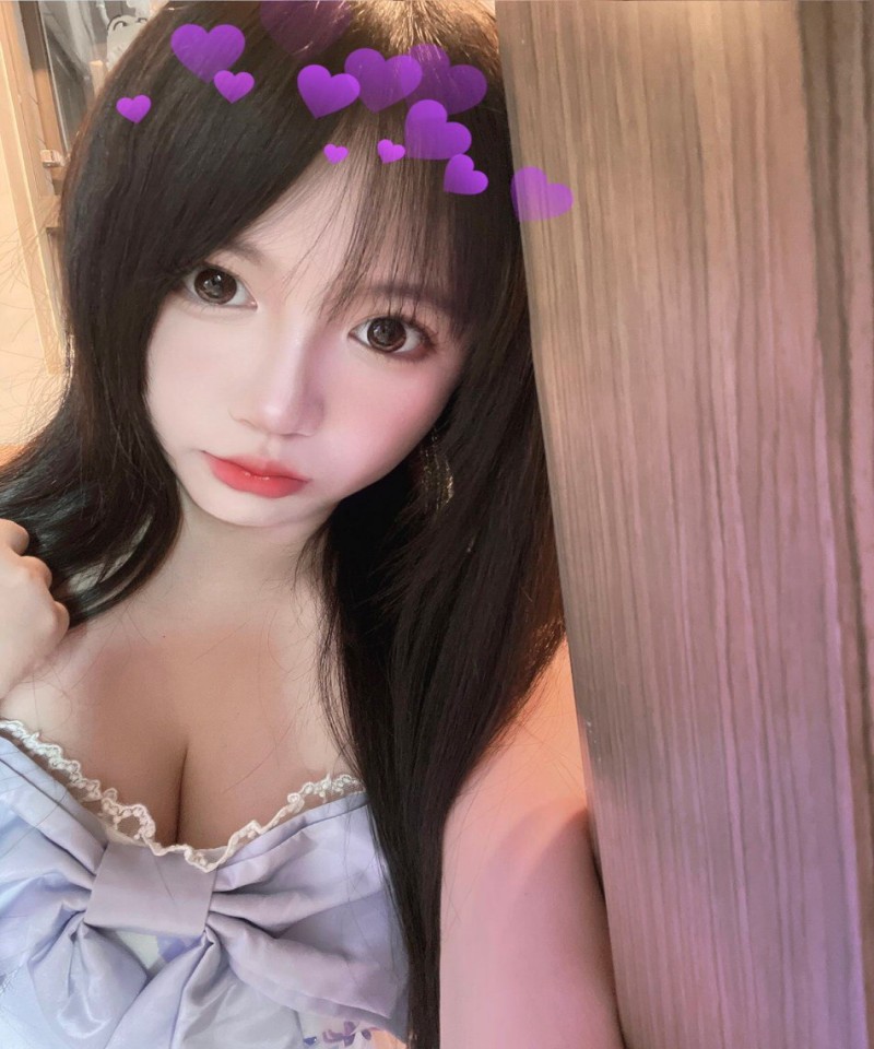 妻子在厨房被三个男人欺负的后果,手机在线播放